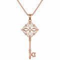 Collana in Oro Rosa con Ciondolo Chiave e Zirconi Brillanti