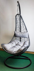 Sedia sospesa, Gabiano - in acciaio verniciato a polvere con cuscini in poliestere di colore grigio Dimensioni LA 105x195 cm, AVANTI TRENDSTORE